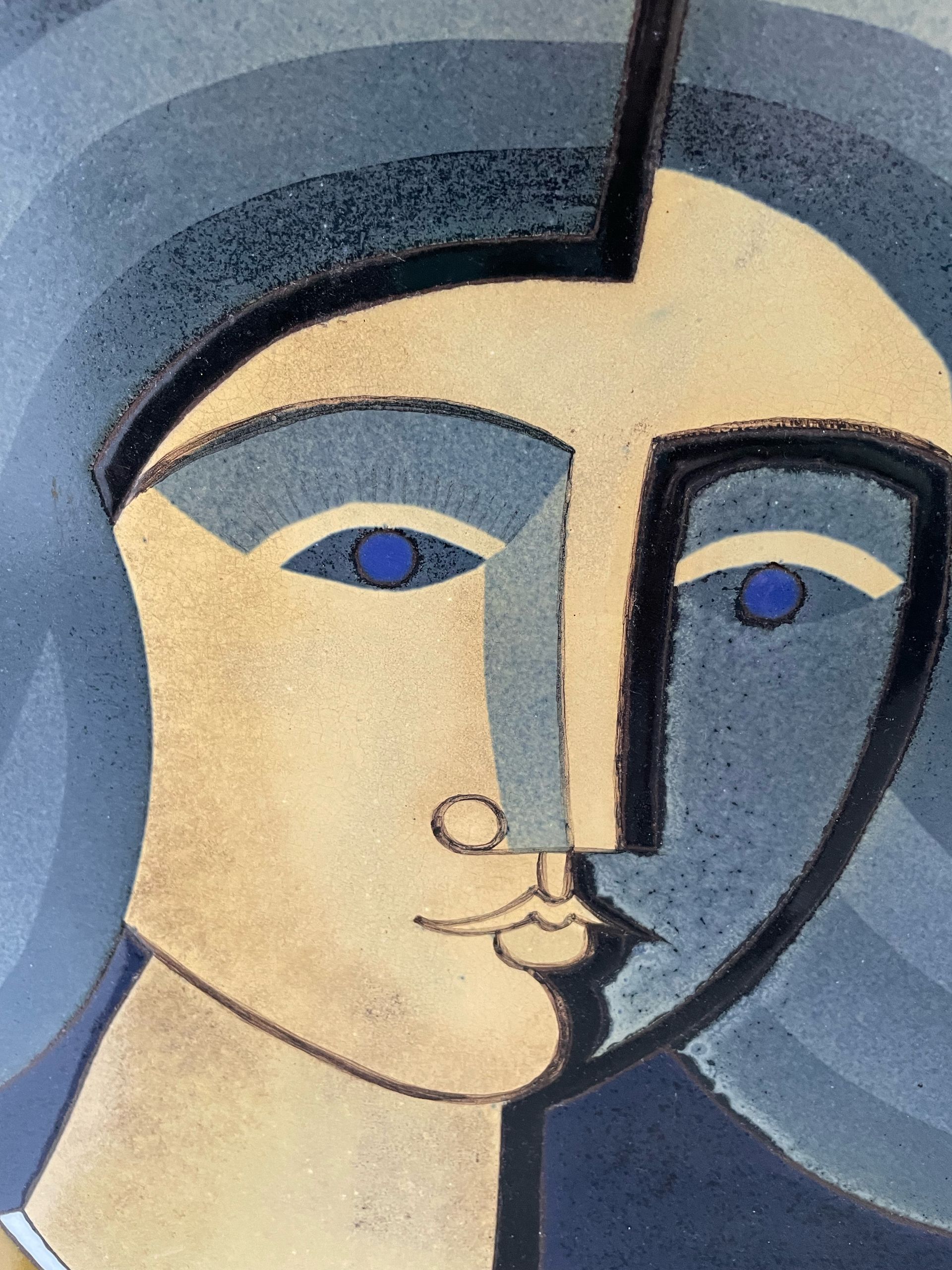 Tableau en lave émaillée, atelier Lienhard, photo © C.Lavenu