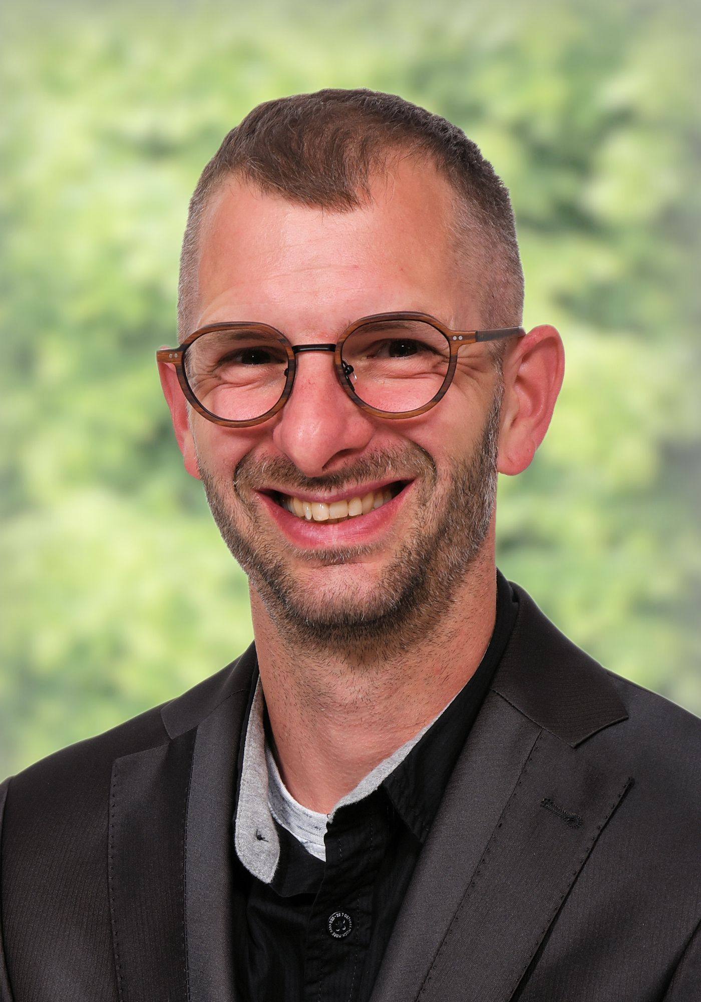 David Becker
Mitarbeiter