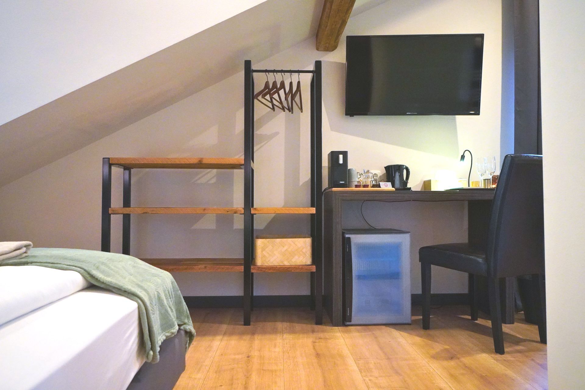 Mehr Zimmer ansehen Kamer nr. 10 | Lieser, uitzicht vanuit tweepersoonsbed