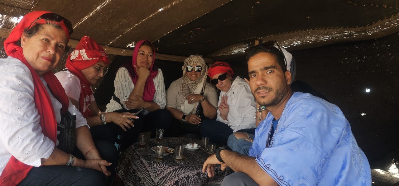 Turistas en el desierto | Nomadas en el desierto | Bereberes