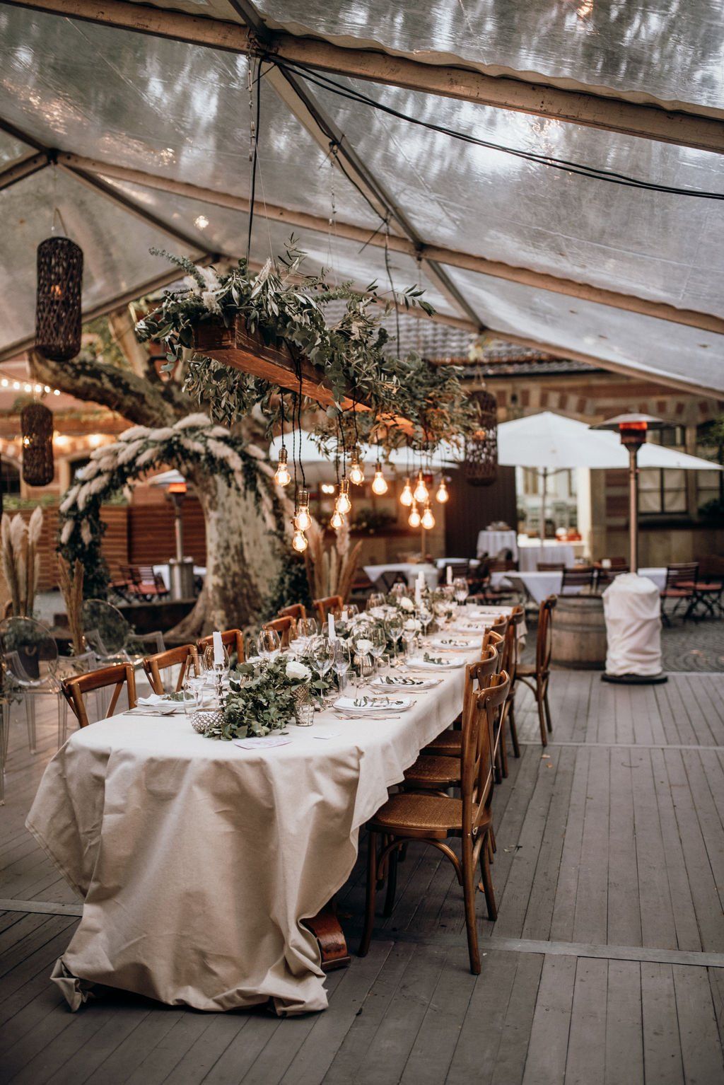 Tischdekoration Boho Organic Style für Traumhochzeit Freie Trauung im Bohemian Look vom Hochzeitsprofi