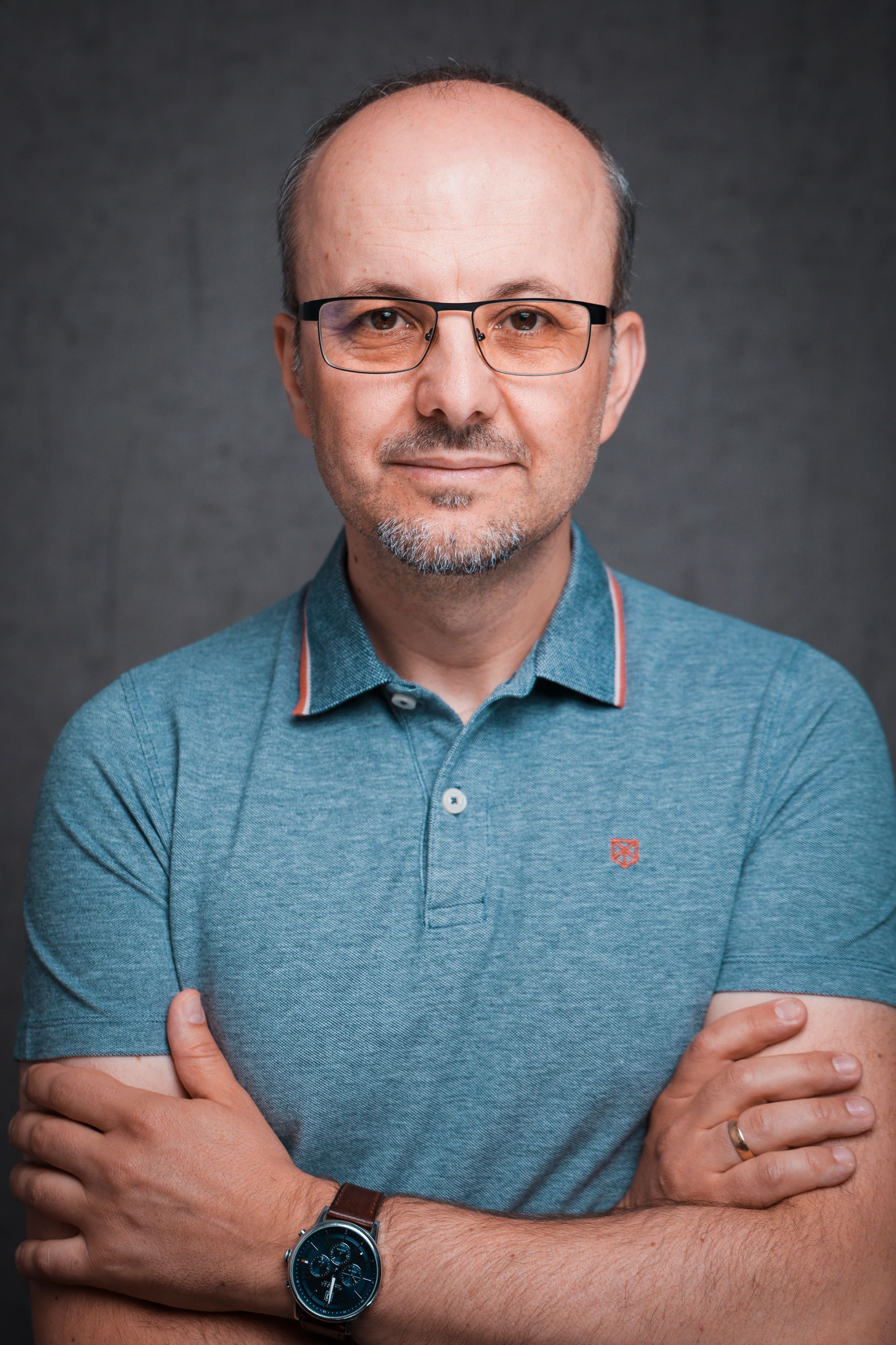 Na kontaktoni për çdo pyetje Punedhenesi i duhur per cdo punekerkues