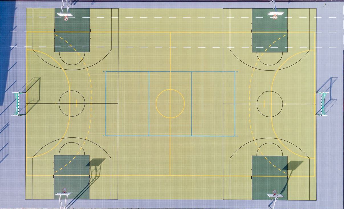 Bild eines Multispielfelds mit Linierung von oben