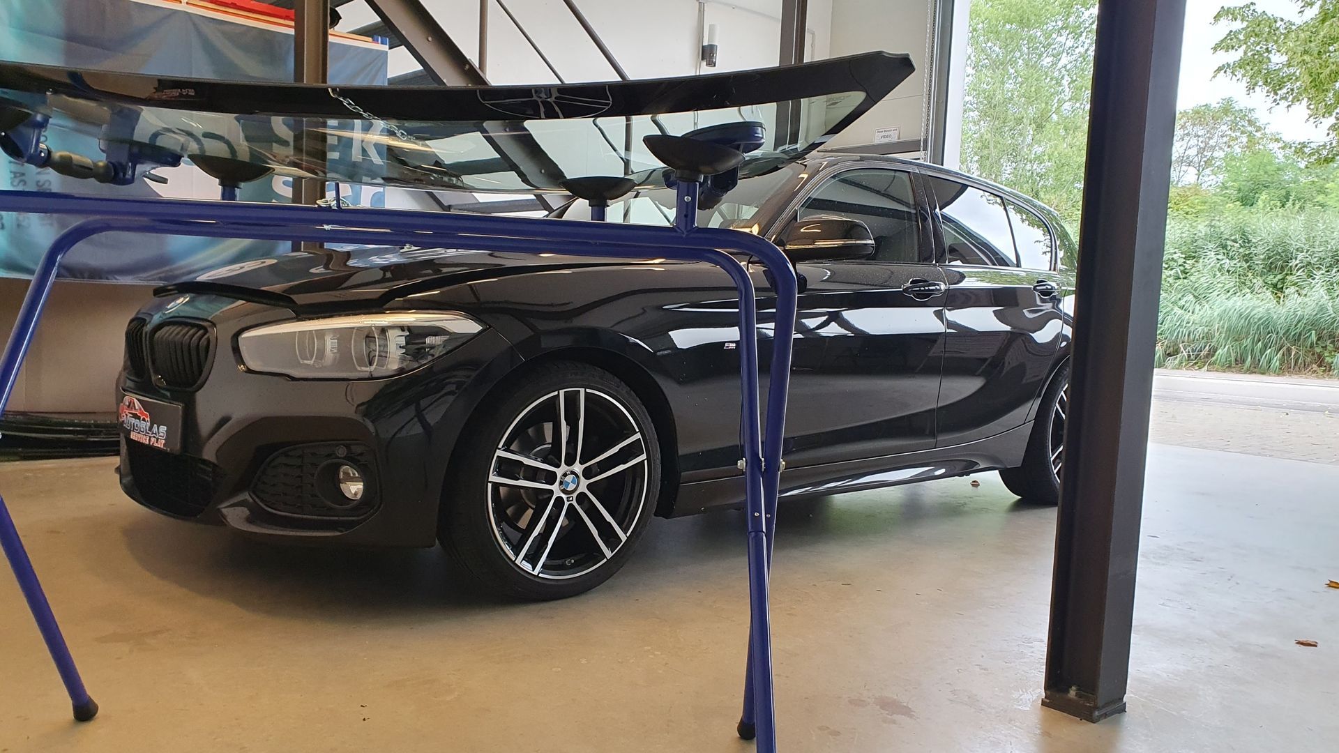 Scheibenreparatur Galerie www.autoglas-flat.de