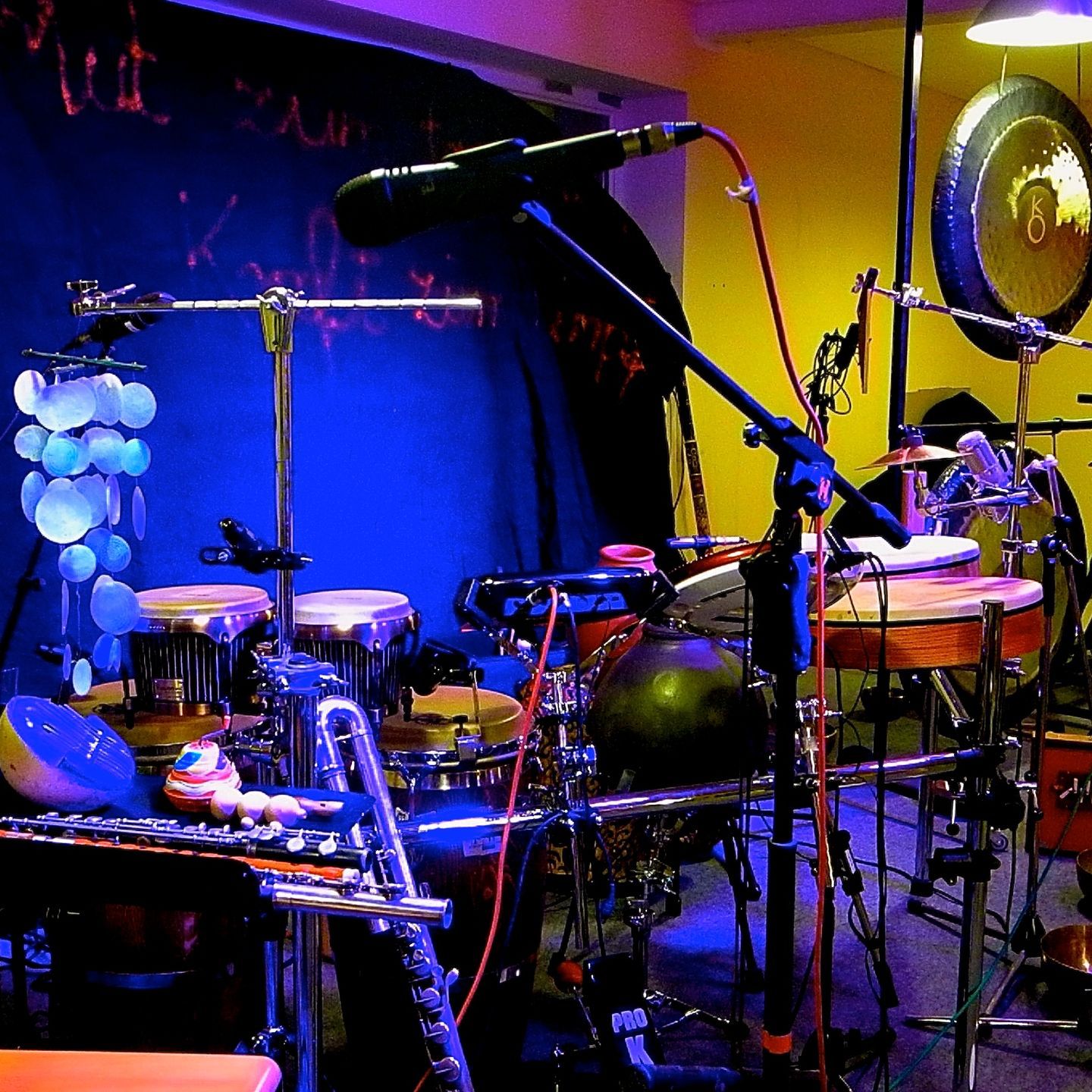 Ullip - official Homepage - Percussion drives Emotions