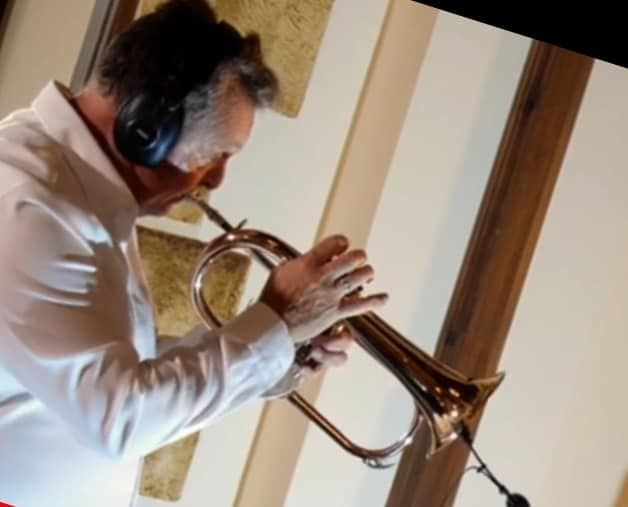 Ullip & Craven Punk meets Classic