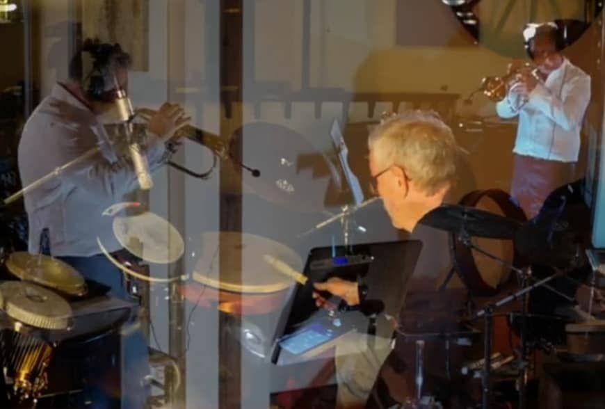 Ullip & Craven Punk meets Classic