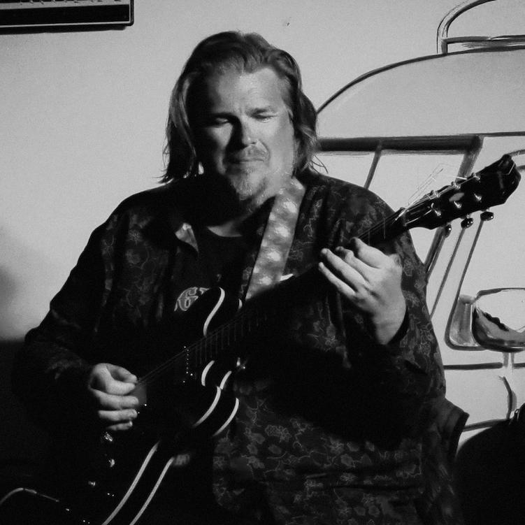 Ullip solo projects and releases with other artists
SYLPHS
with Aki Riihimäki