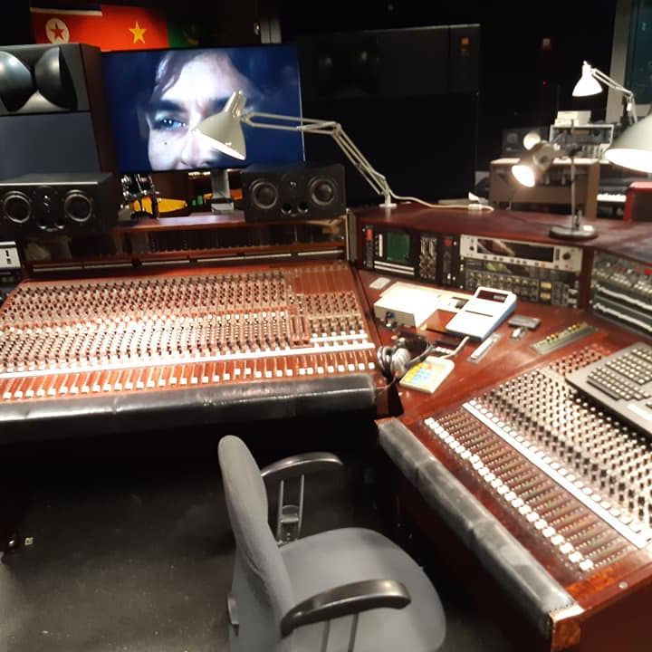 welcome on Ullip Page - Percussion drives Emotionsme on Ullip Page - Percussion drives Emotions