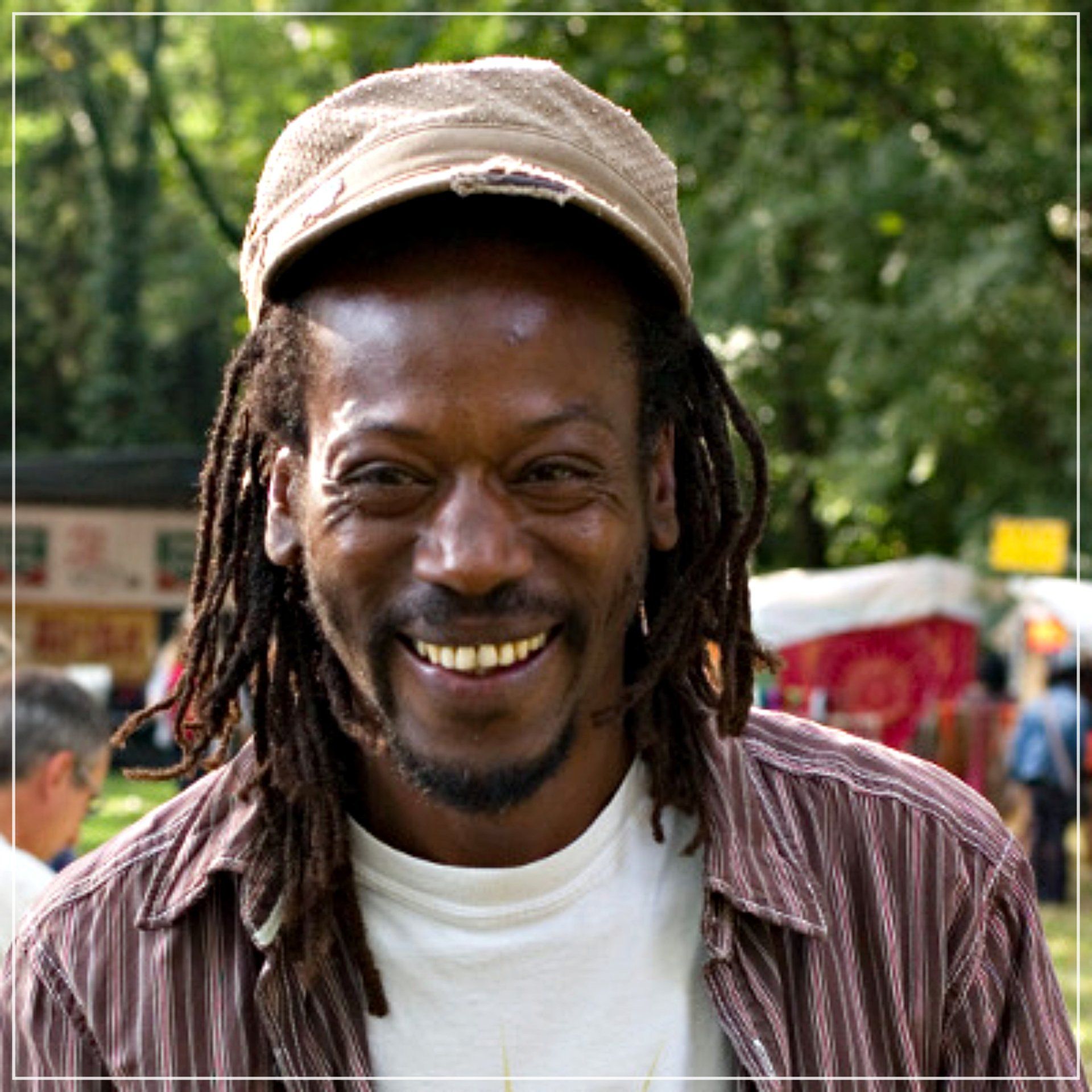 welcome on Ullip Page - Percussion drives Emotionsme on Ullip Page - Percussion drives Emotions Papa Malik Diouf