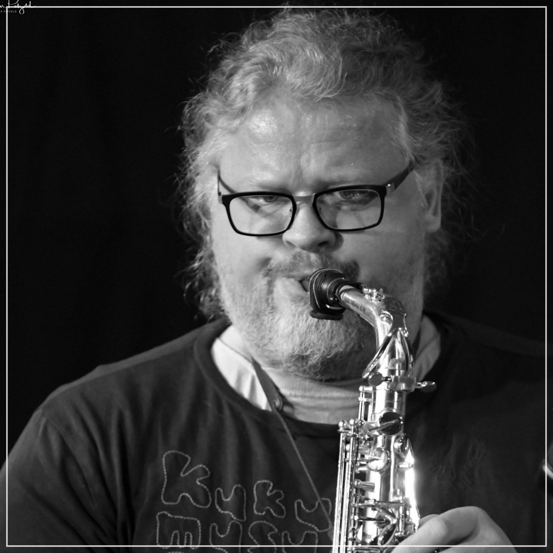 Ullip - Percussion drives Emotions  - official Homepage