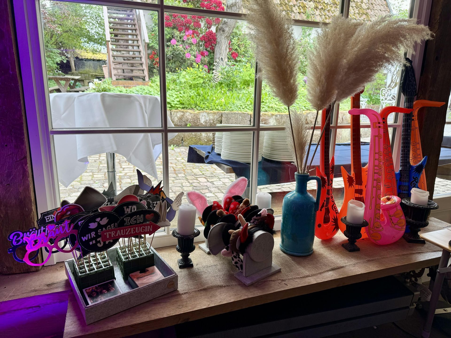 Gesamtfoto Requisiten