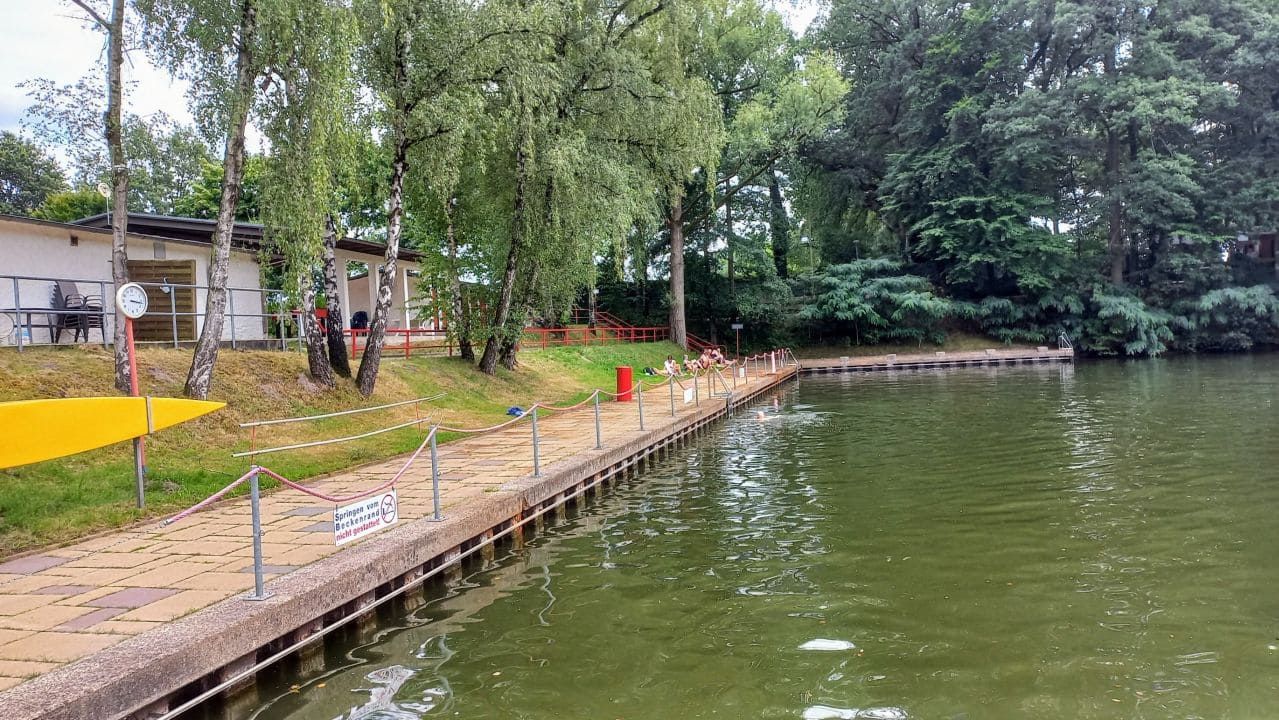 freibad-bahn2