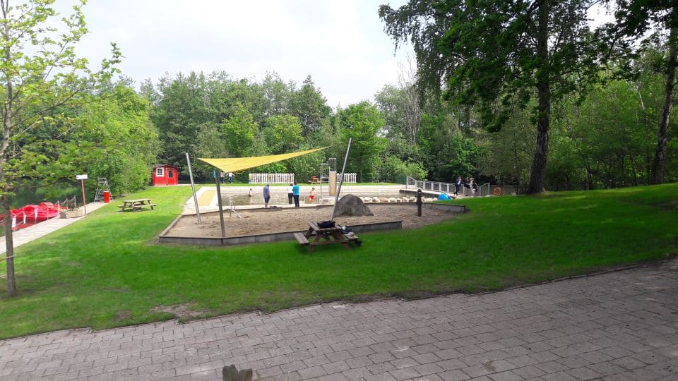 kinderbecken2