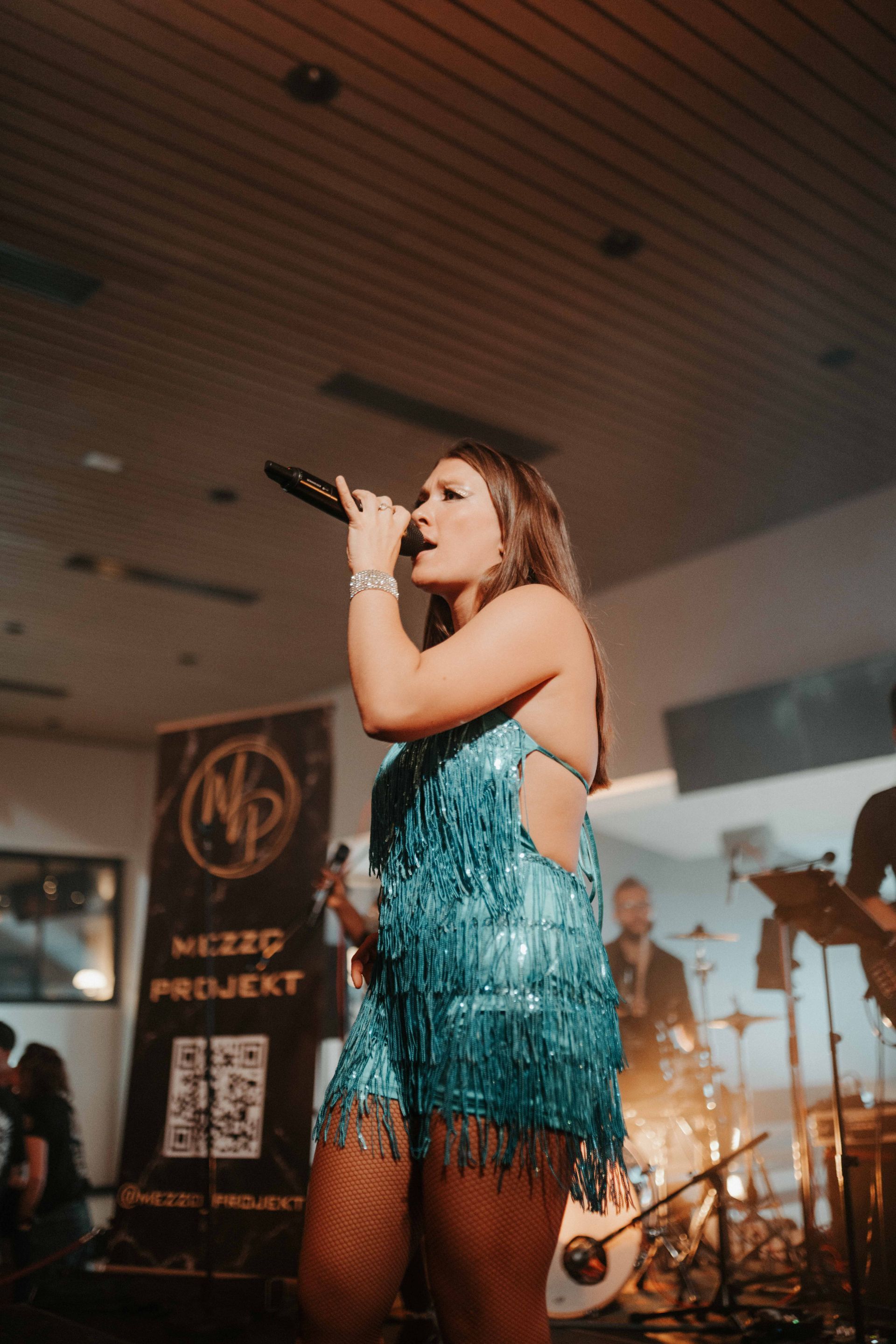 Chanteuse Enolia CHOUVELLON