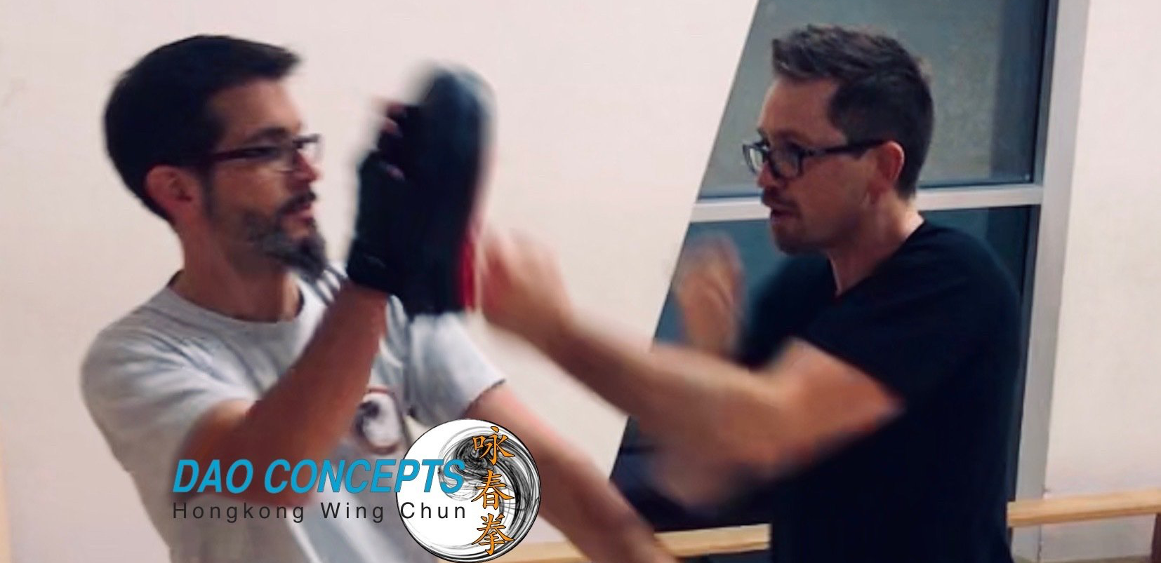 Headinstructor Dominic beim Kettenfauststoßtraining Wing Chun Kettenfauststoß, DAOCONCEPTS Salzburg
