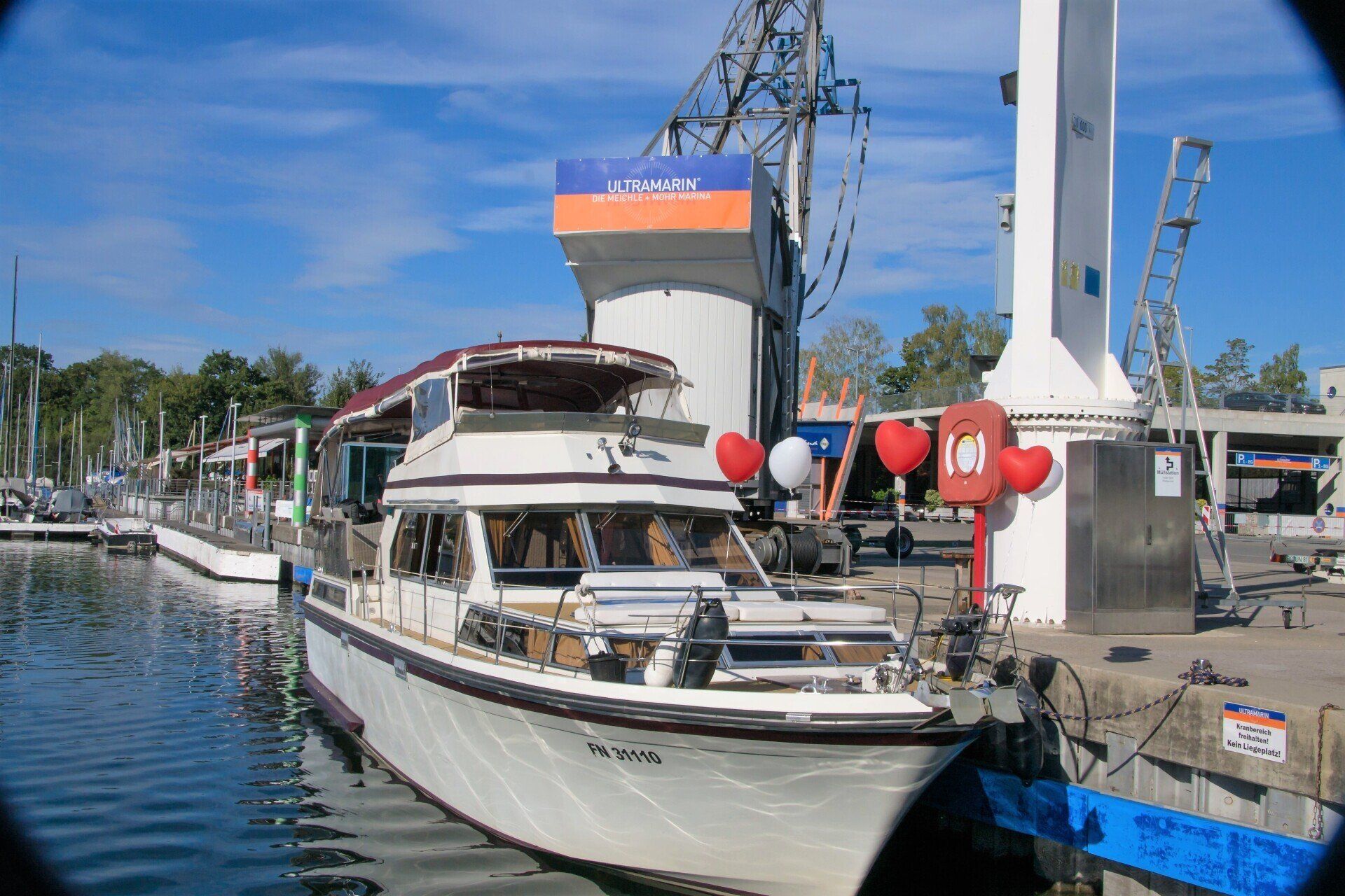 Bodensee Motorboot Charter, Bodensee Yachtcharter, Heiratsantrag Bodensee, Dinner for 2 Bodensee, Partyboot Bodensee