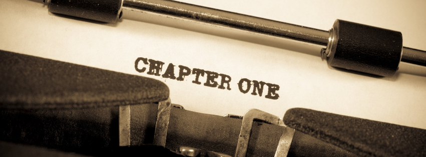 Bild von alter Schreibmaschine Ein Bild mit Text auf altem Papier gedruckt mit einer alten Schreibmaschine