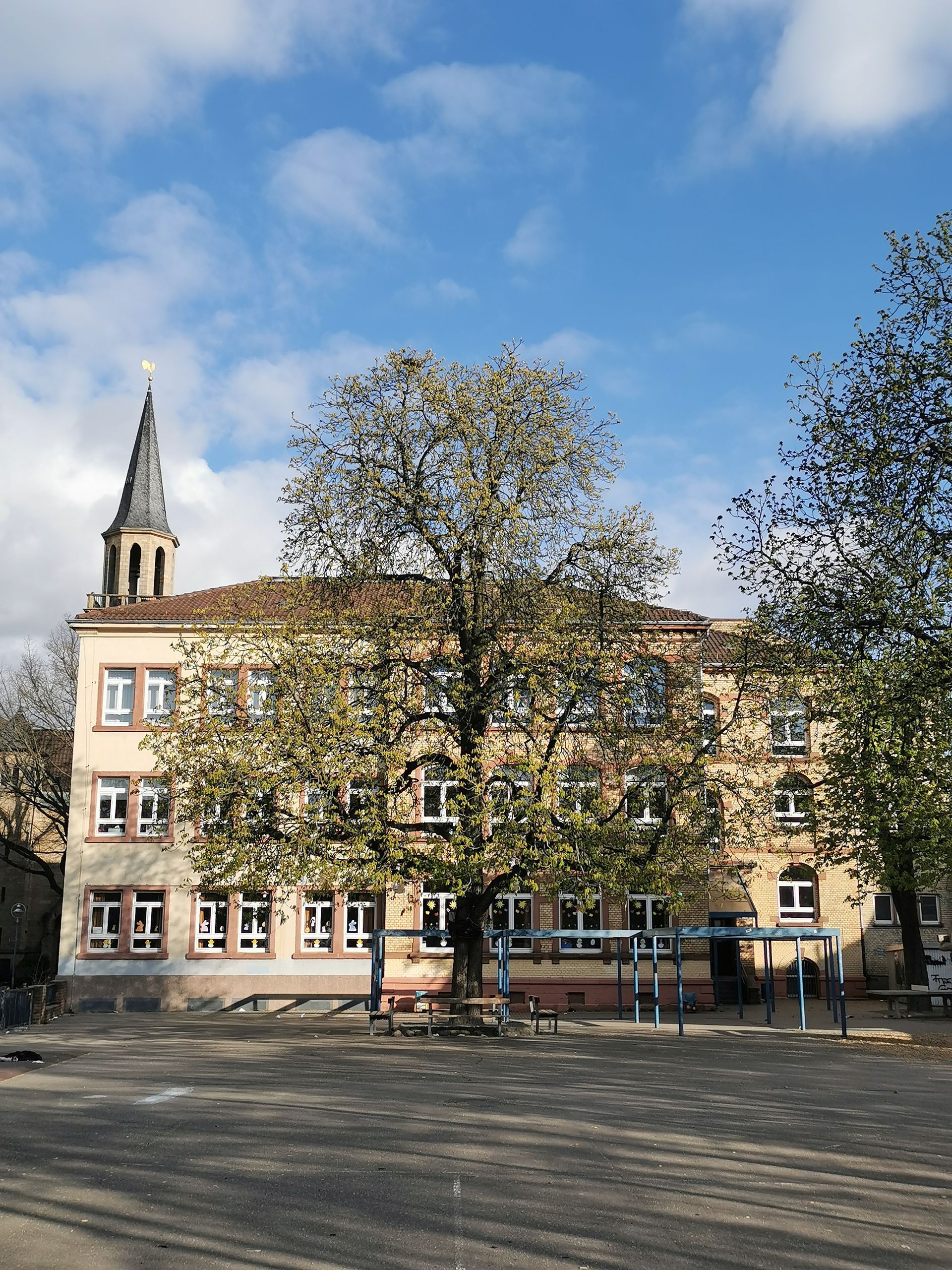 Schule im Erlich