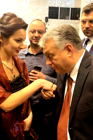 Viktor Orbán prime minister with Tunde Ilona Krasznai Pianist