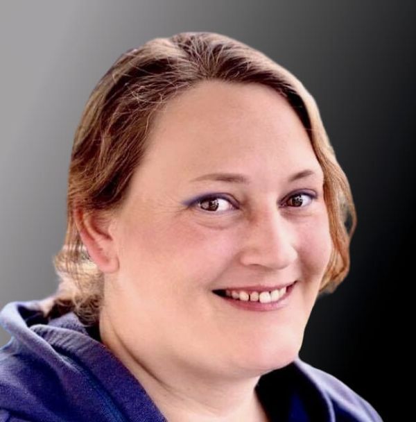 Autori, Dichterin, Organisatorin der Solinger Buchmesse Christina Willemse
