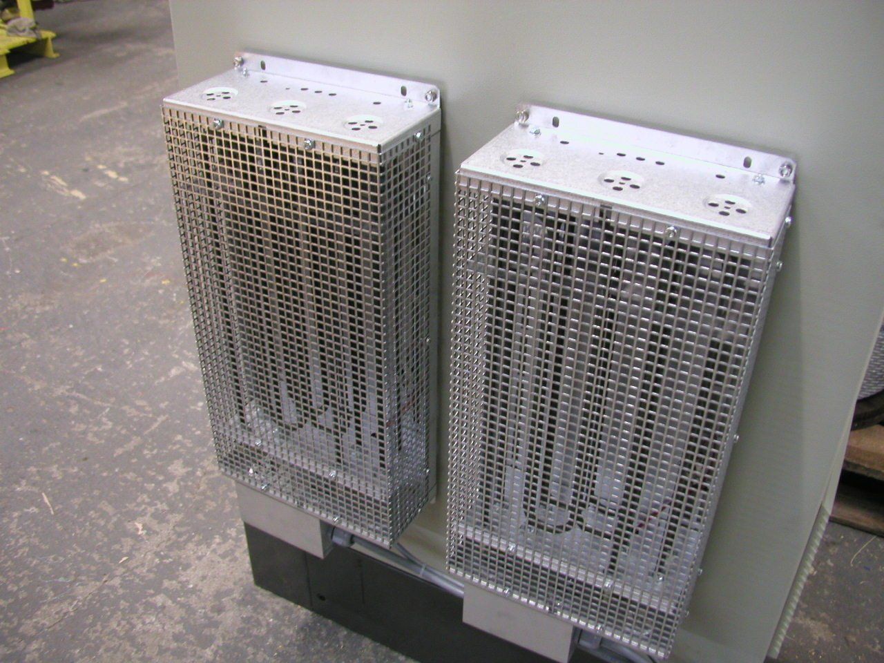 Amusement ride winch brake resistors