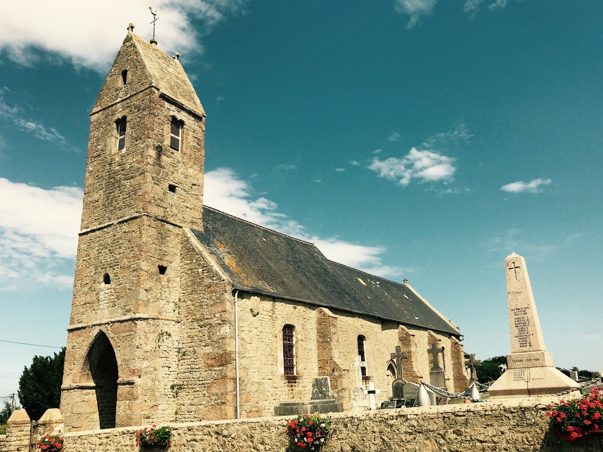 Eglise de Varouville Eglise de Varouville