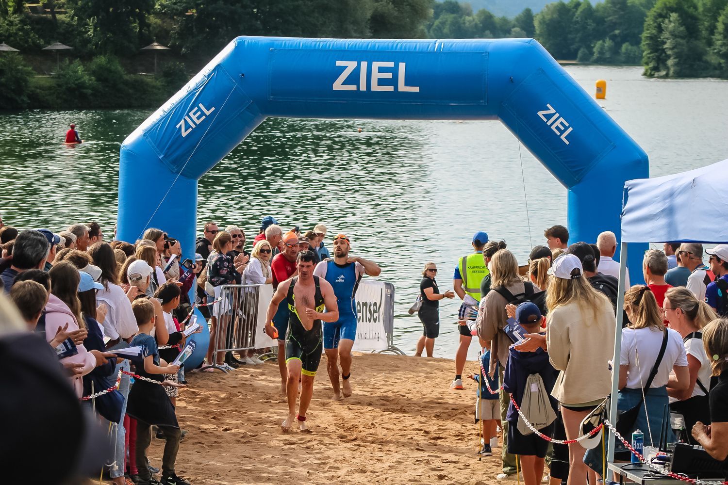 Erlebe die Faszination Hensel Recycling Churfranken Triathlon.