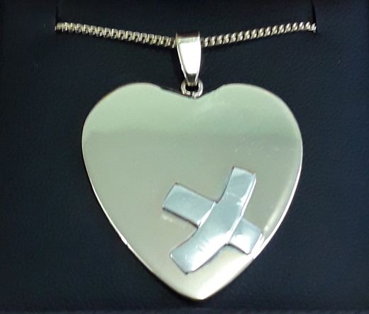 Gill's pendant Gill's pendant