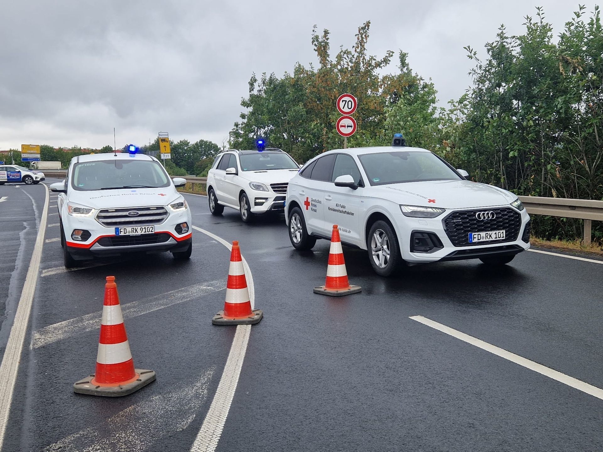 Kommandowagen der Einsatzleitung Rettungsdienst bestehend aus OLRD, LNA und Führungsassistent Foto: M. Vogel