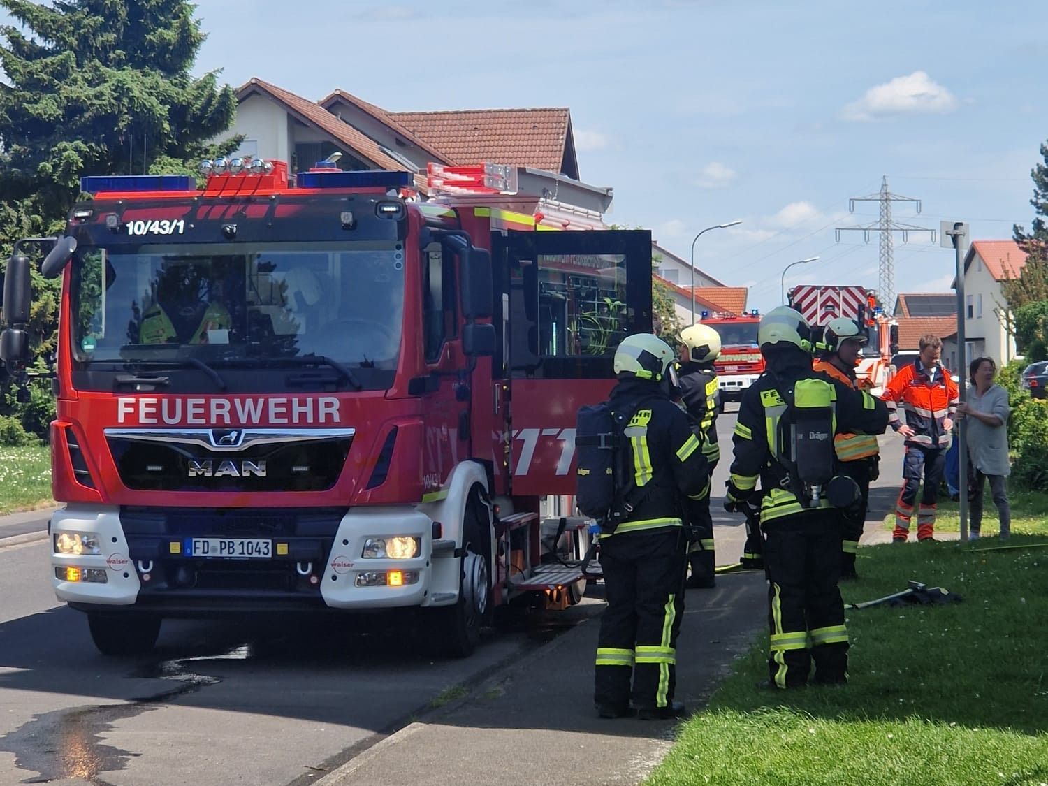 LF 10 Feuerwehr Petersberg-Steinau im Brandeinsatz Foto: M. Vogel
