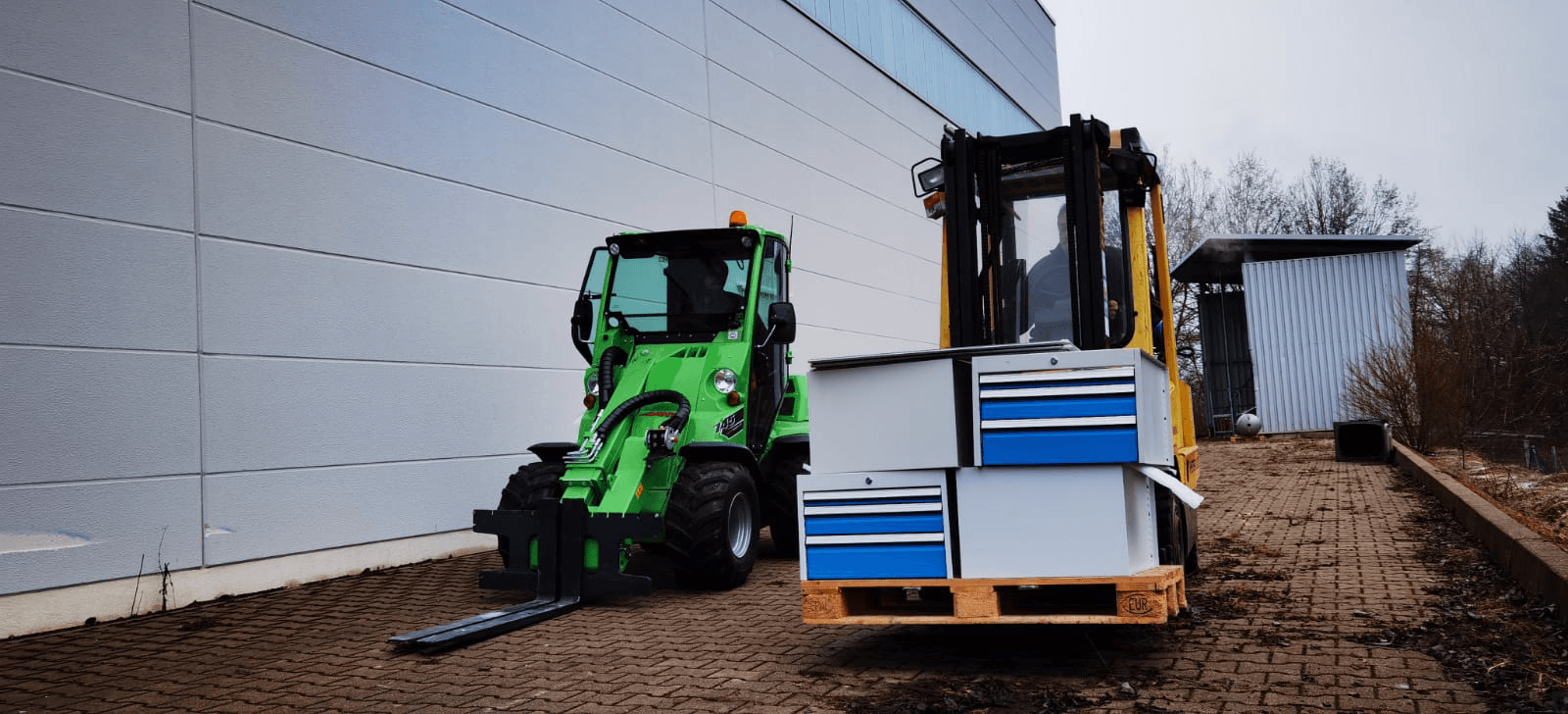 Egal was geräumt werden muss - wir bewegen alles Egal was geräumt werden muss - wir bewegen alles