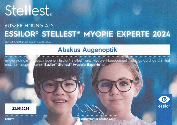 Zertifikat Essilor Stellest Myopie Experte Zertifikat Essilor Stellest Myopie Experte abakus augenoptik