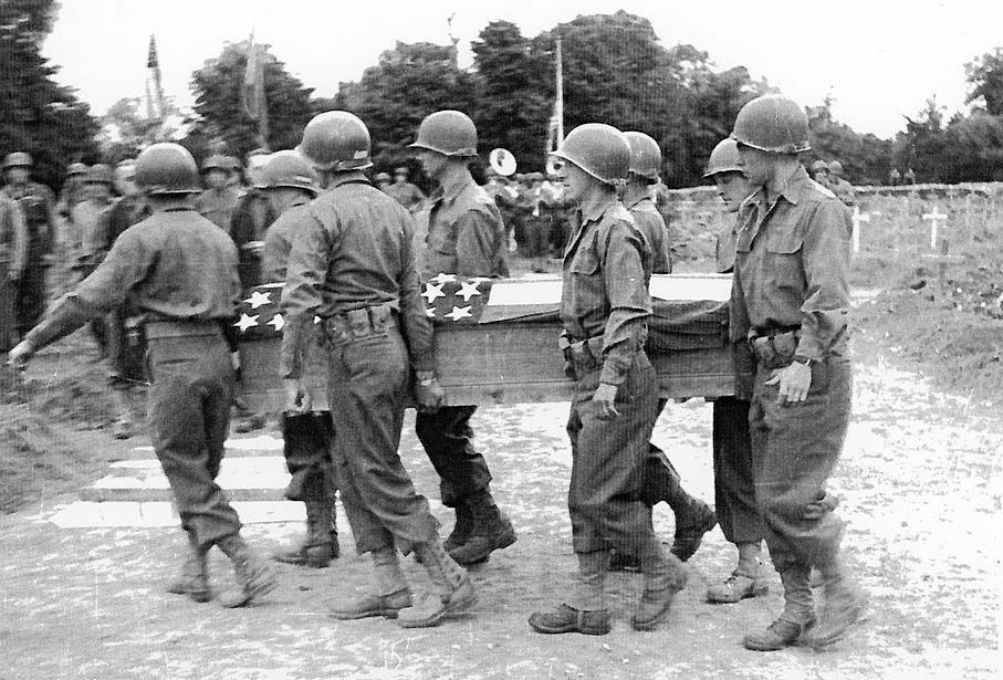 Teddy Roosevelts funderal - the only soldier buried in a casket