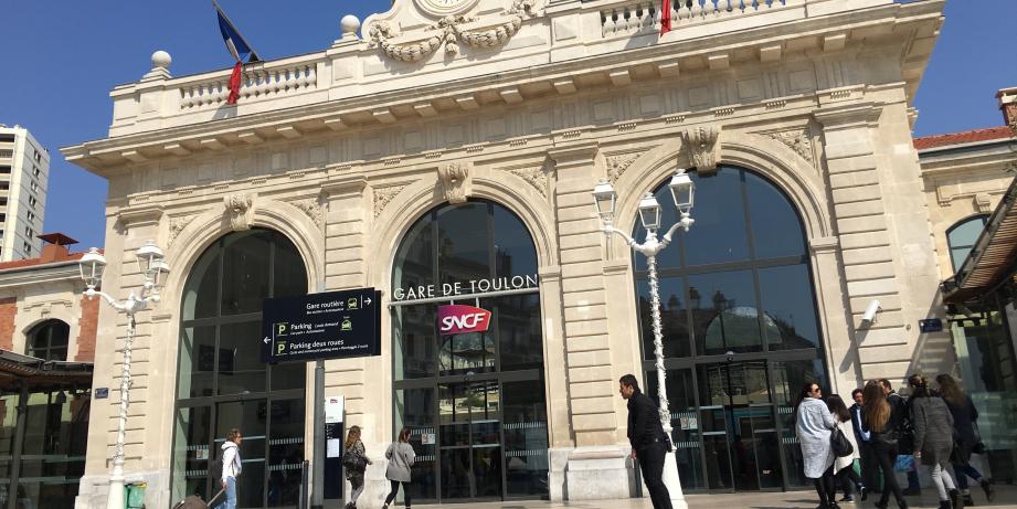 VTC Gare SNCF Toulon