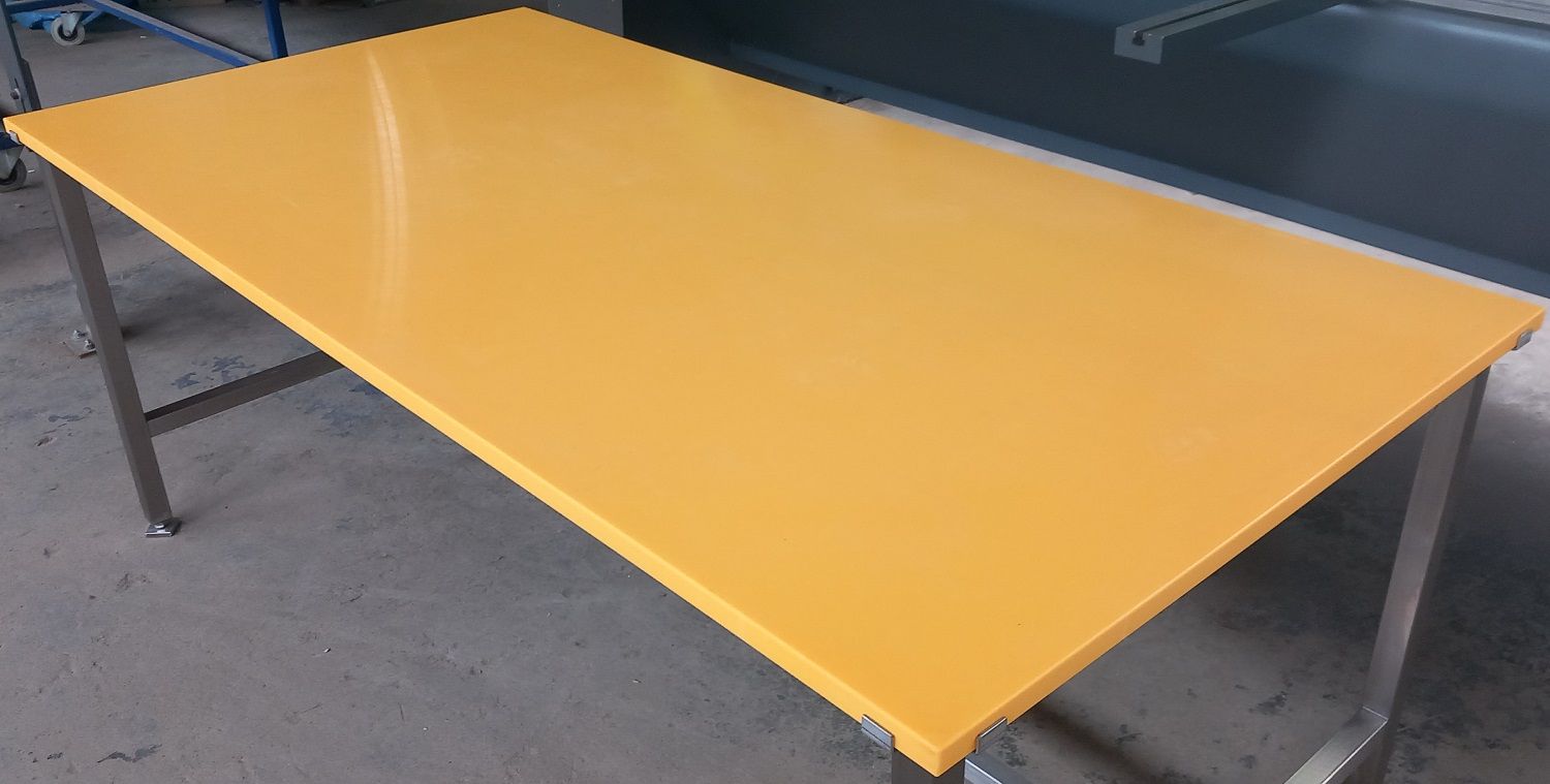 Planches en plastique polyéthylène HDPE 500 jaune Planches en plastique polyéthylène HDPE 500 jaune