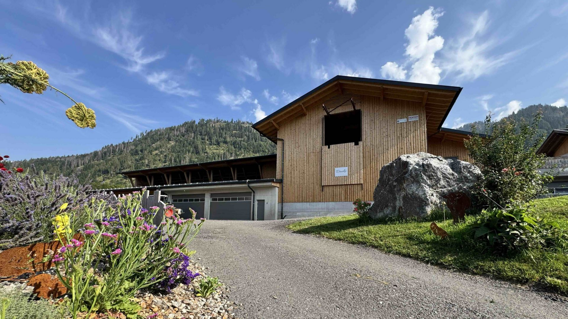 Zubau zweihäusiger Liegeboxenlaufstall