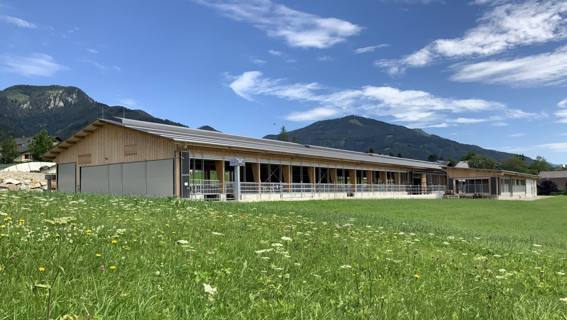 Neubau Milchviehstall mit höchstem Kuhkomfort
