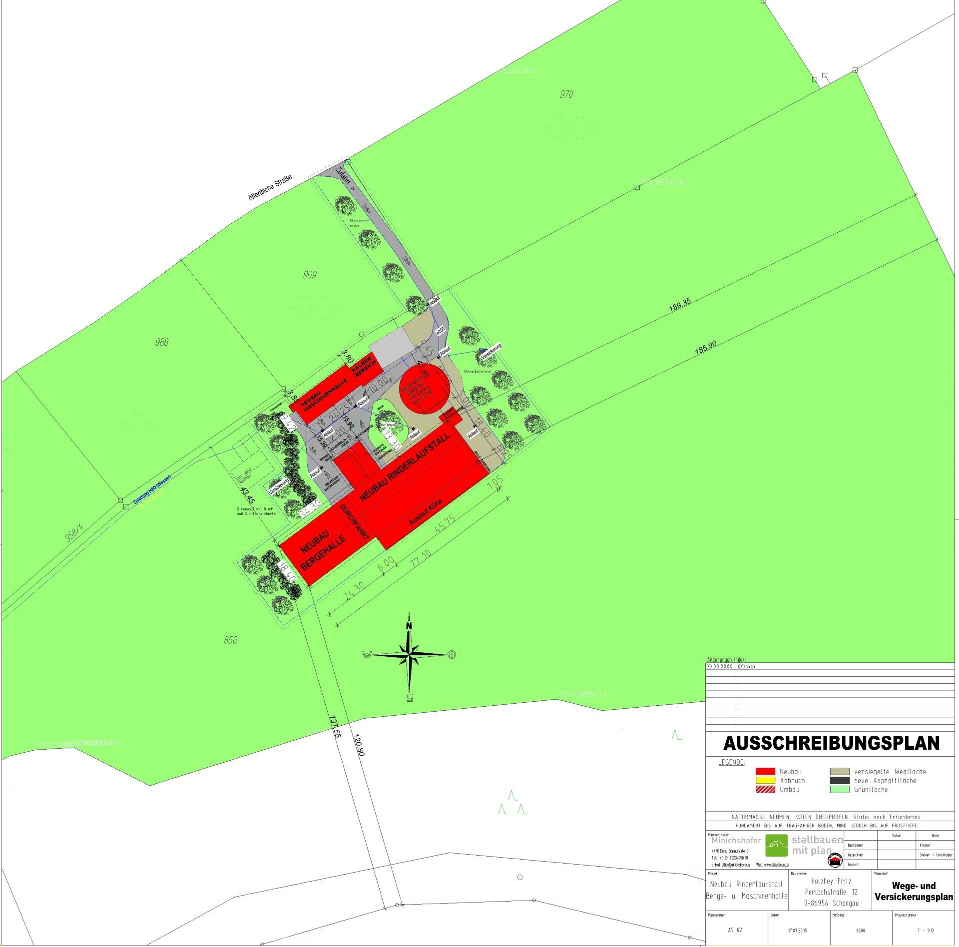 Der Aussiedlerhof ist als Heumilchbetrieb mit Heubergehalle und moderner Heutrocknung ausgestattet. Im Melkhaus ist ein Fischgrätenmelkstand untergebracht. Das Heu wird direkt aus der Bergehalle in den Stall mit einem Heukran transportiert. Der Auslauf bietet direkten Zugang zur Weide.
