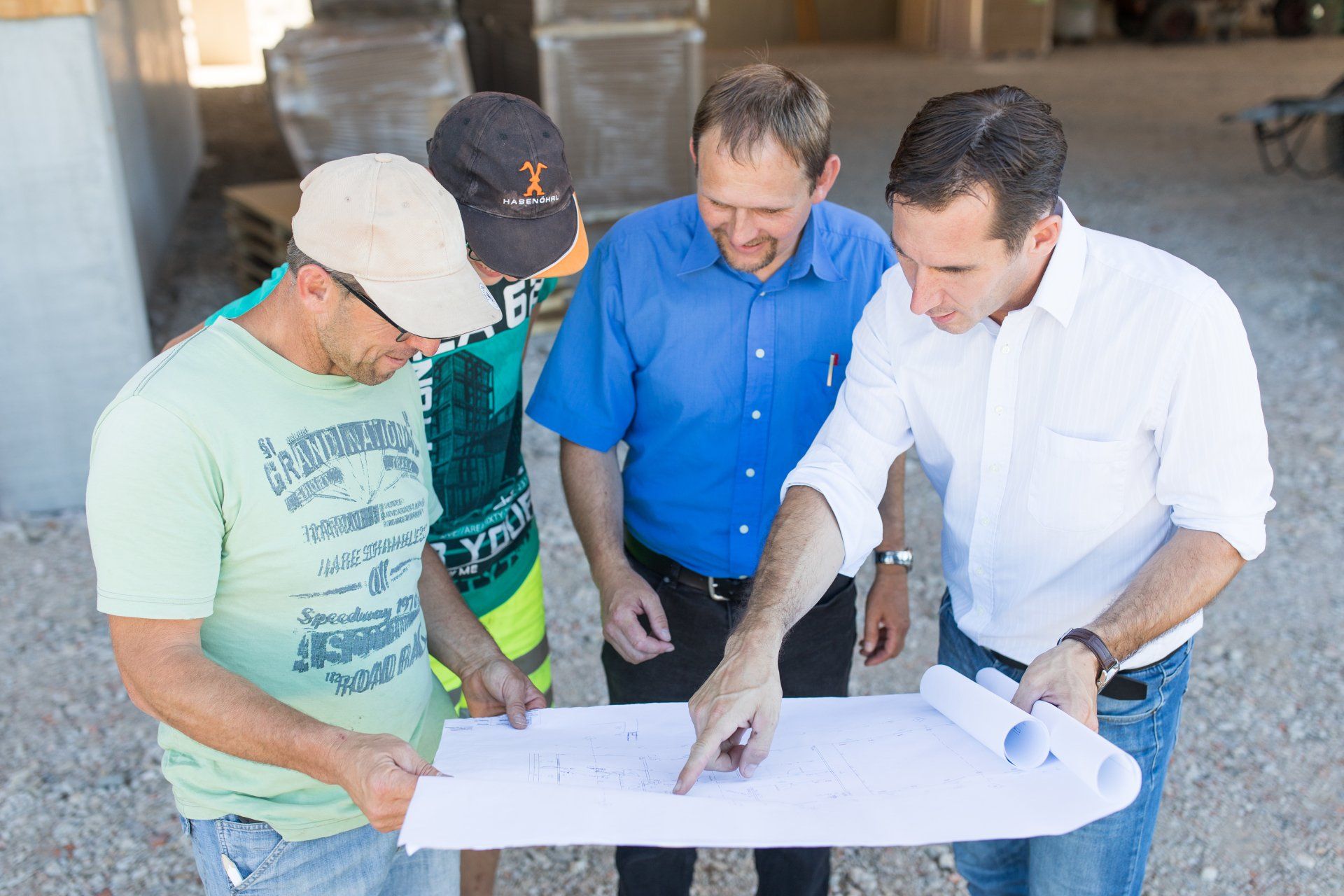 Stallplanung für Landwirte, kompetenter Stallplaner, firmenunabhängiger zuverlässiger Partner