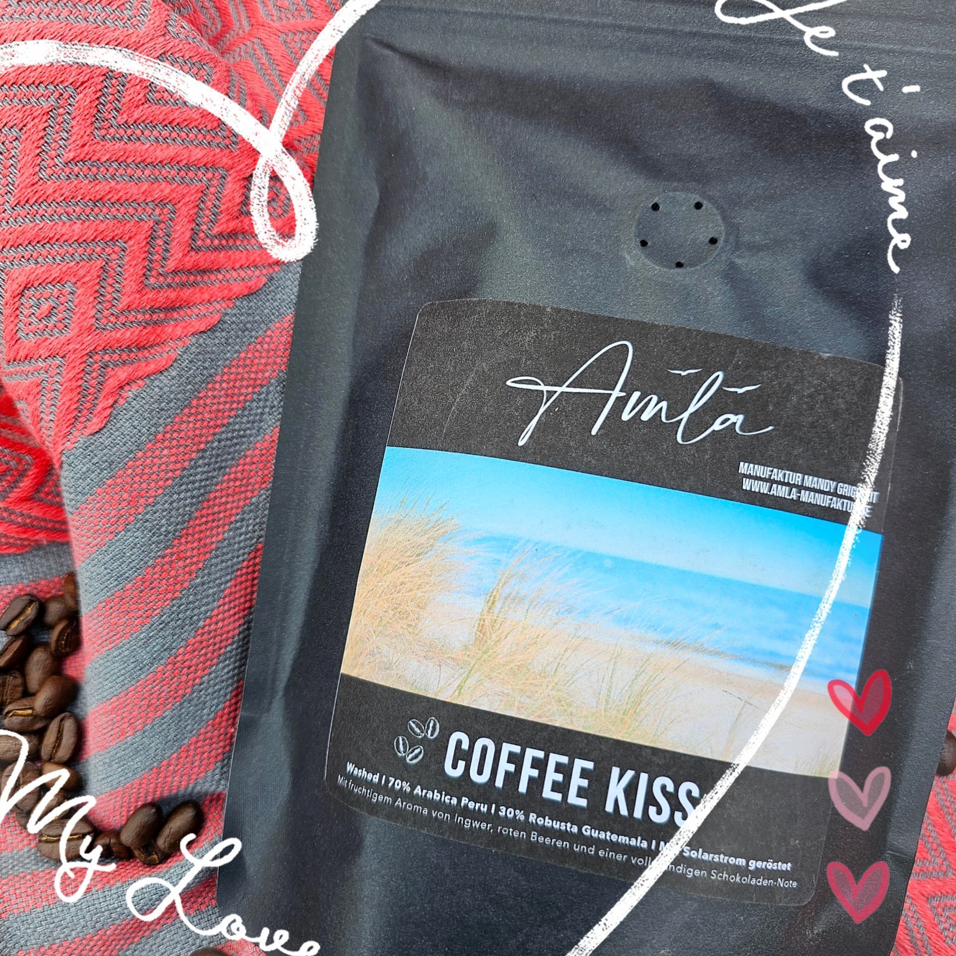 Amla Coffee Kiss ganze Bohne Röstkaffee in Bio Qualität und Fair Trade mit Saunatuch als Geschenk