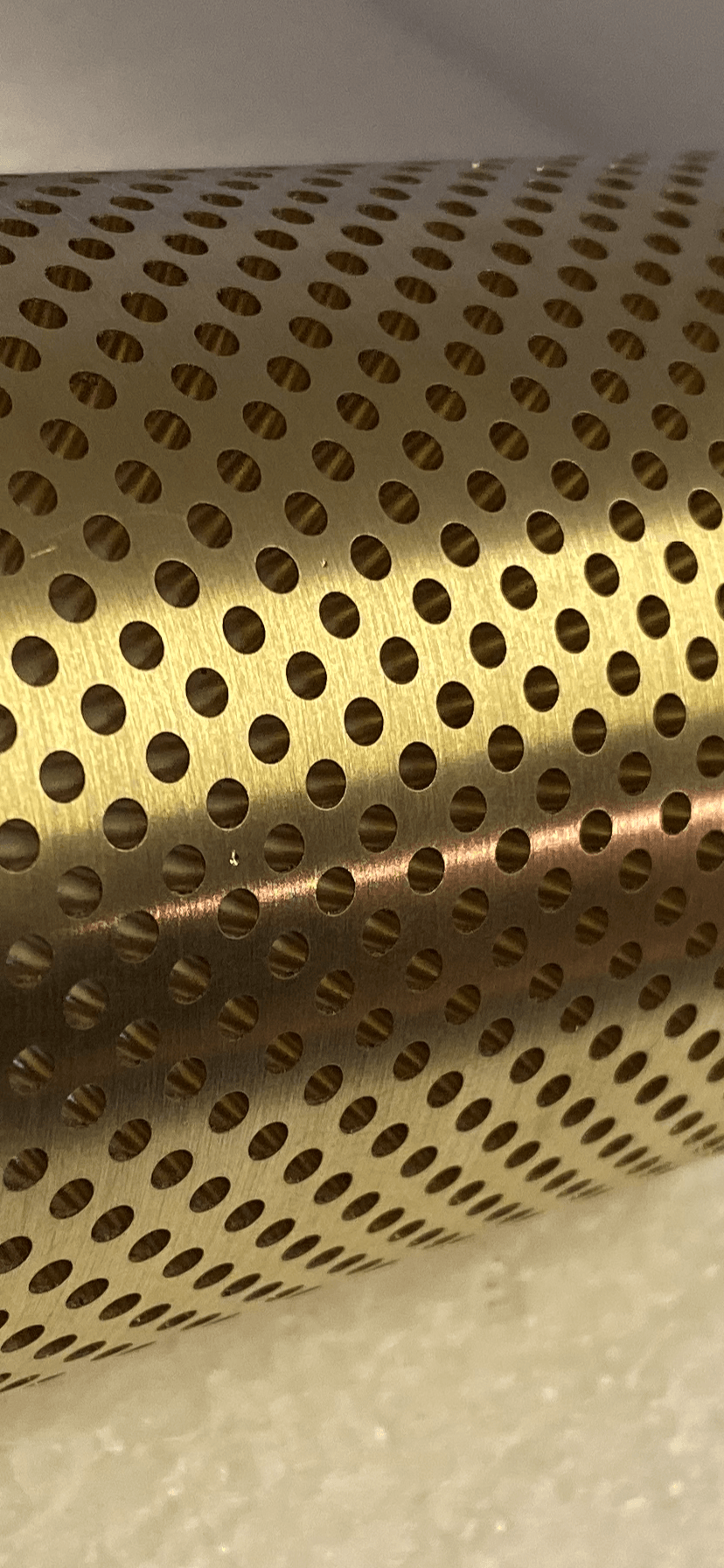Unpinned perforating sleeve, drilled perforating collar, perforating segment