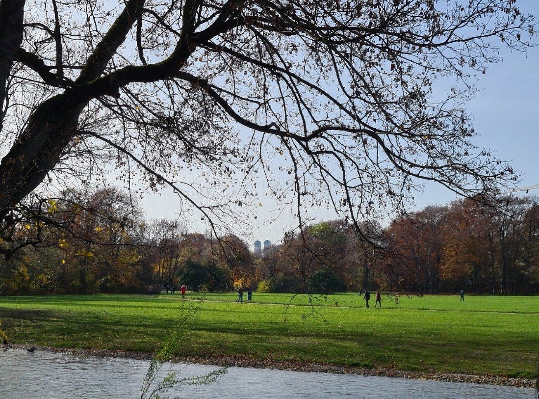 Schwabinger Bach Englischer Garten