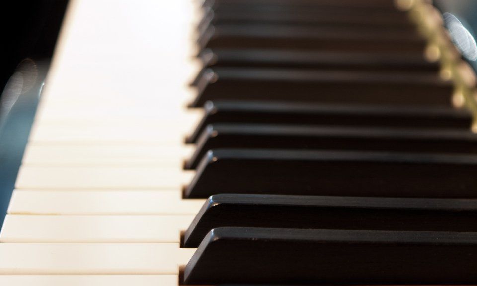 Klavierunterricht in monatlichen Einheiten und ohne lange Vertragsbindungen.
