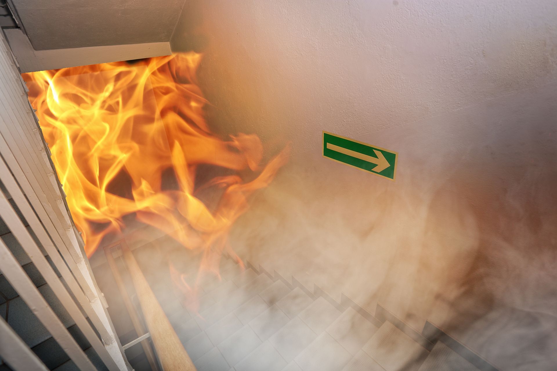 Brandschutzunterweisung Feuer im Treppenhaus