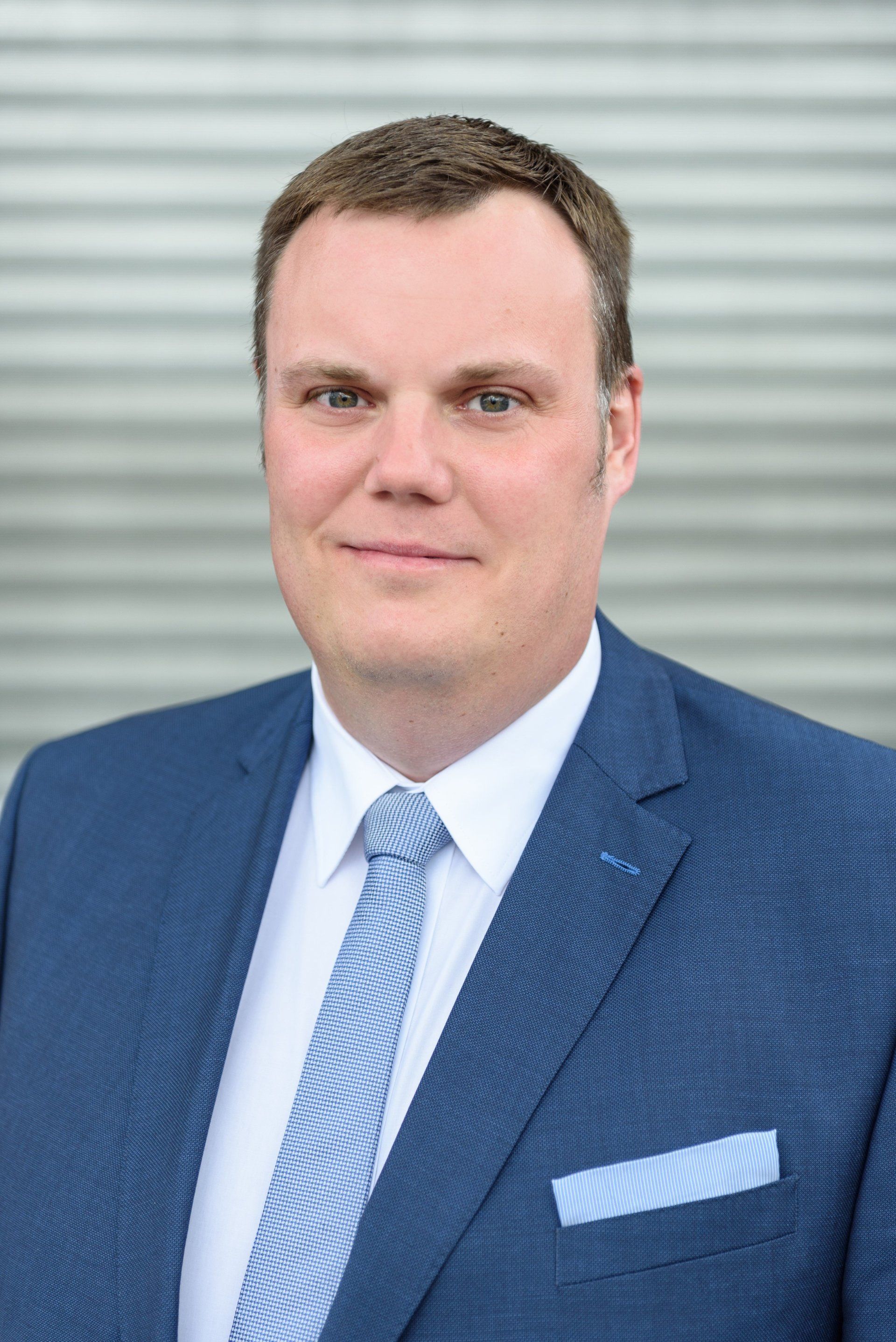 Interview mit Dennis Vosteen (SICHERHEIT. Das Fachmagazin.) Interview mit Dennis Vosteen (SICHERHEIT. Das Fachmagazin.)