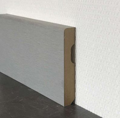 Rodapiés acabado Aluminio real: Estilo Moderno, Resistencia y Durabilidad para cualquier ambiente.
