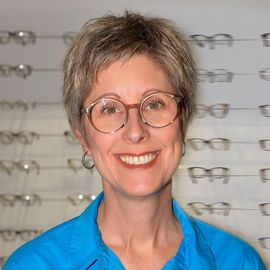 Anja Sommerfeldt I Augenoptikermeisterin, geprüfte Optometristin und Kontaktlinsen Spezialistin.