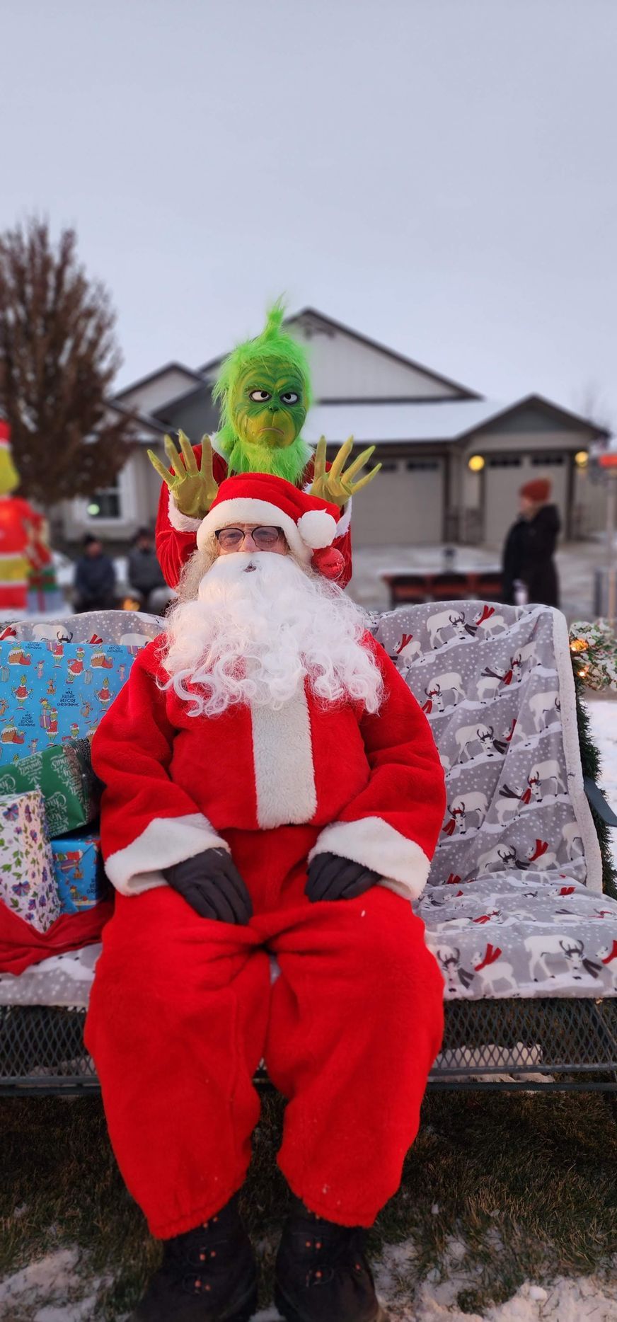 Grinching to help others