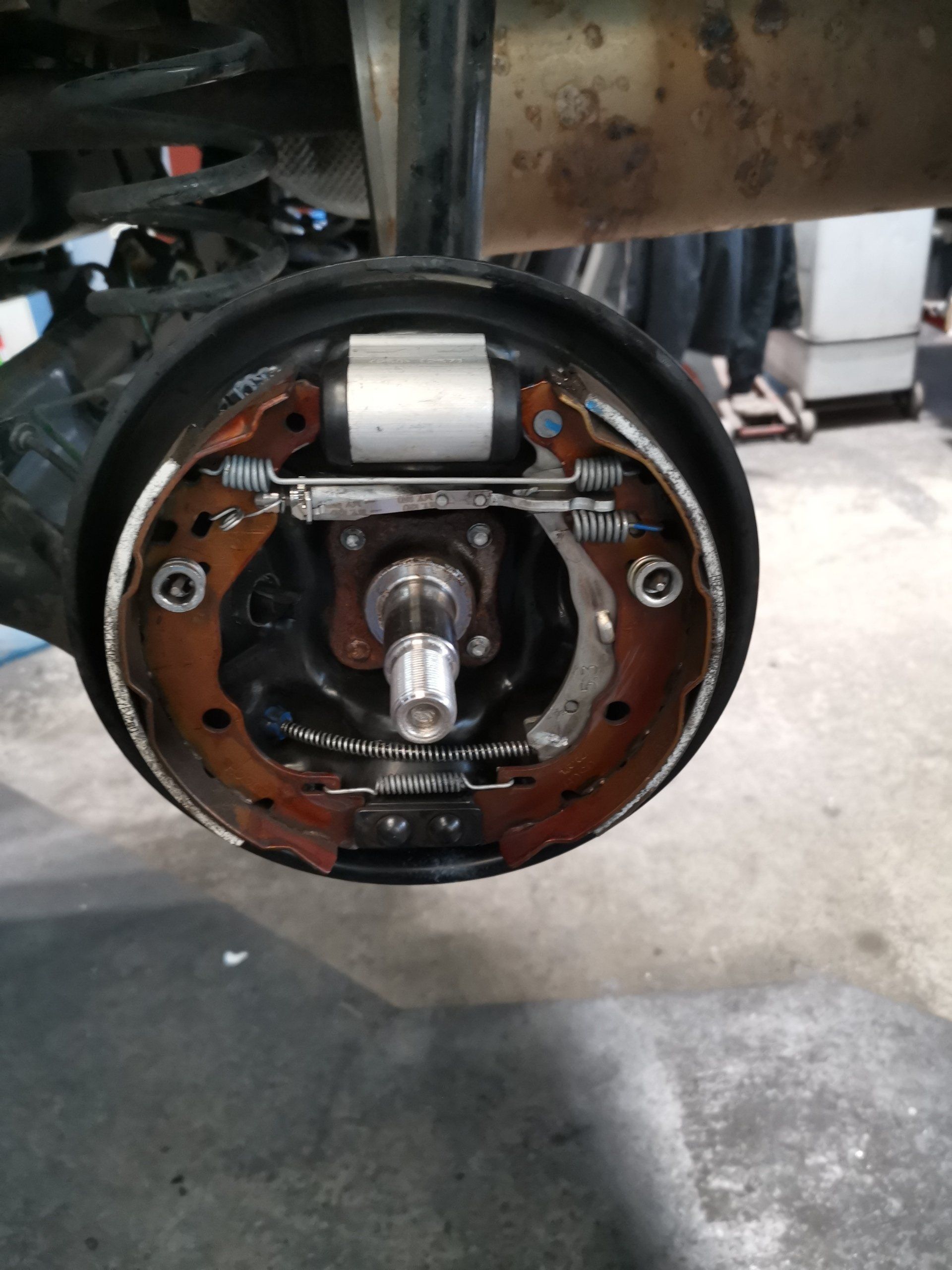 Alle Inspektionen führen wir nach Herstellervorgaben mit Garantie in unserer Fachwerkstatt durch.